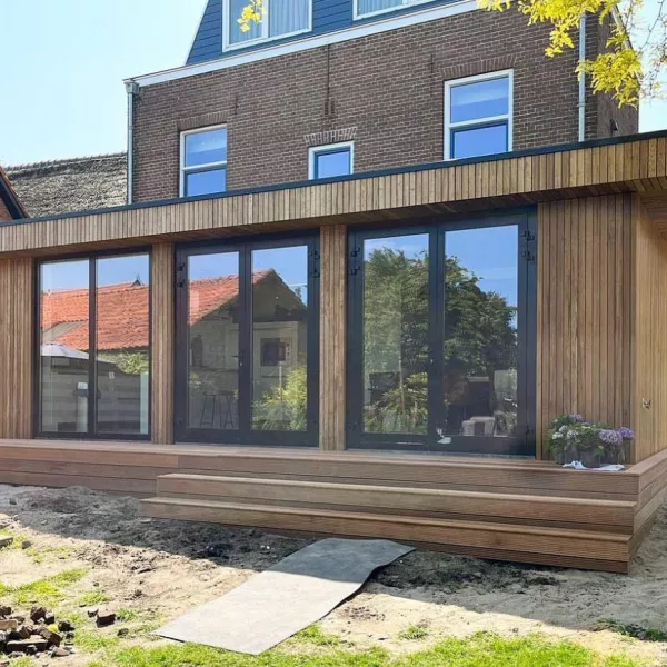 uitbouw